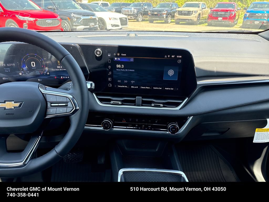 New 2026 Chevrolet Equinox LT w/ Safety and Technology Package FWD image 18