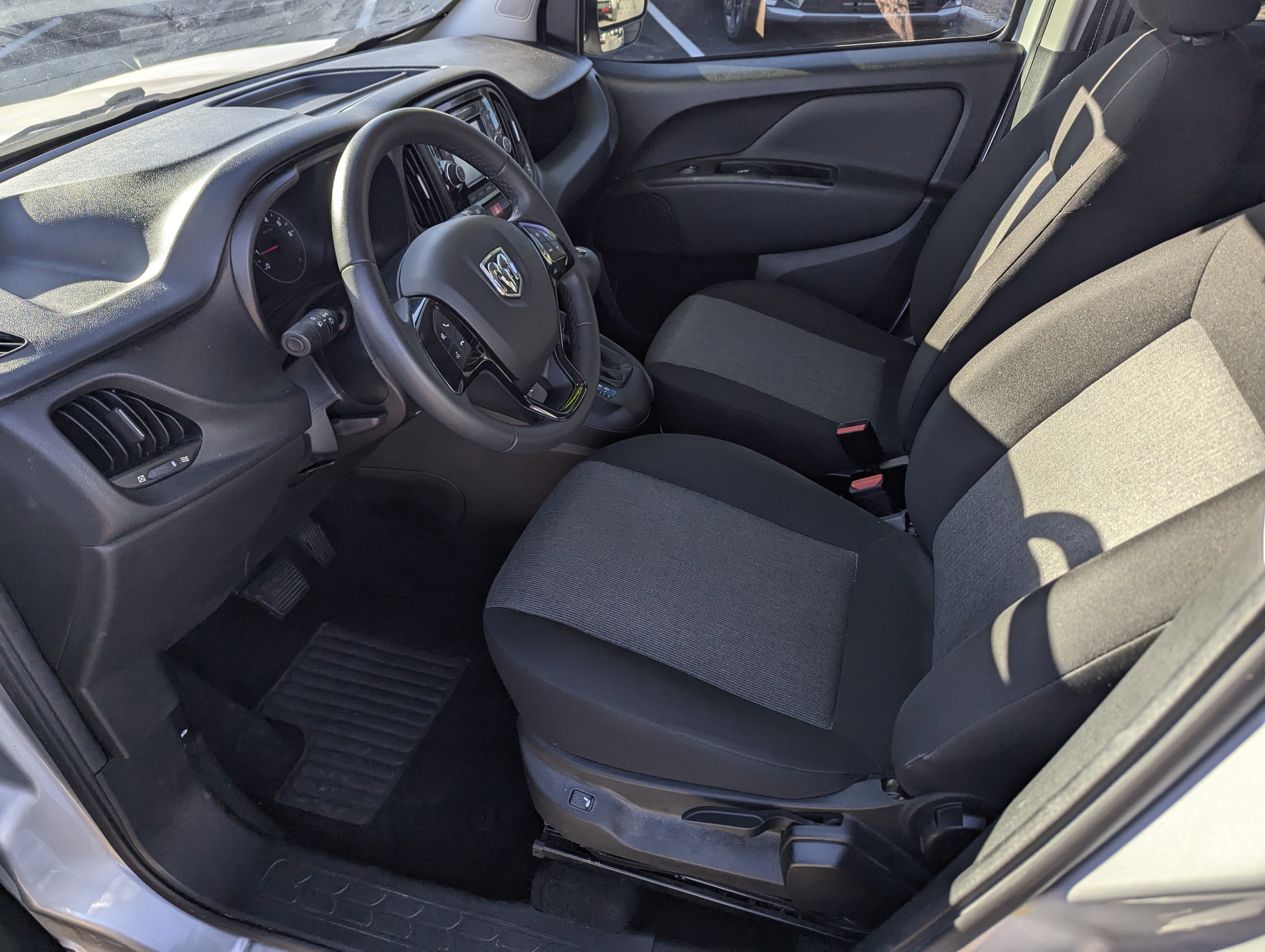 Used 2020 RAM ProMaster City SLT w/ Popular Equipment Group image 10