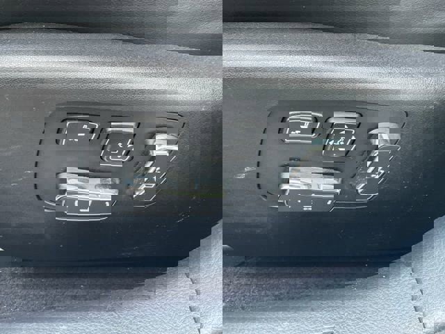 Used 2015 Lexus LS 460 AWD w/ Comfort Package image 27