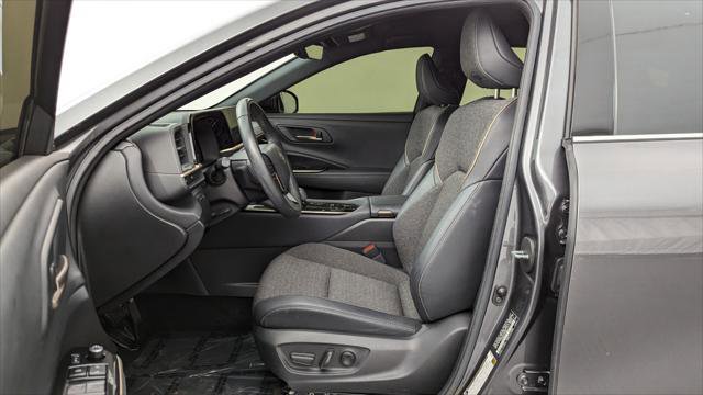 Used 2024 Toyota Crown XLE image 14