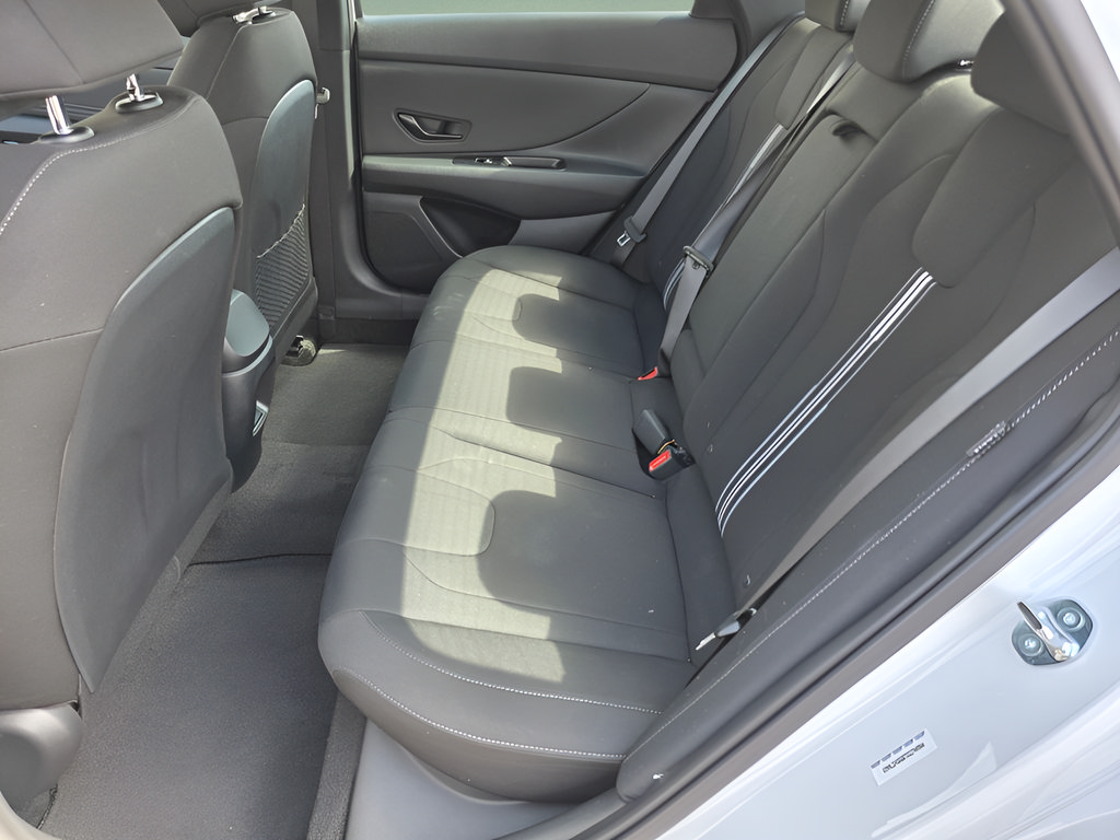 New 2026 Hyundai Elantra SEL Sport Premium FWD image 11
