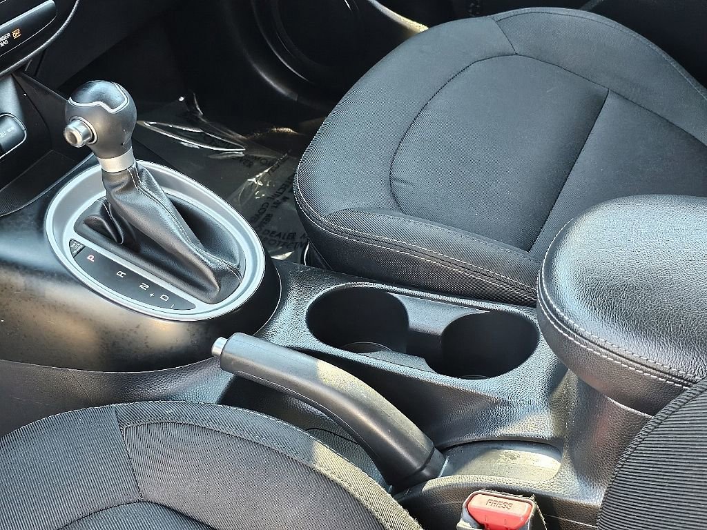 Used 2018 Kia Soul + image 32