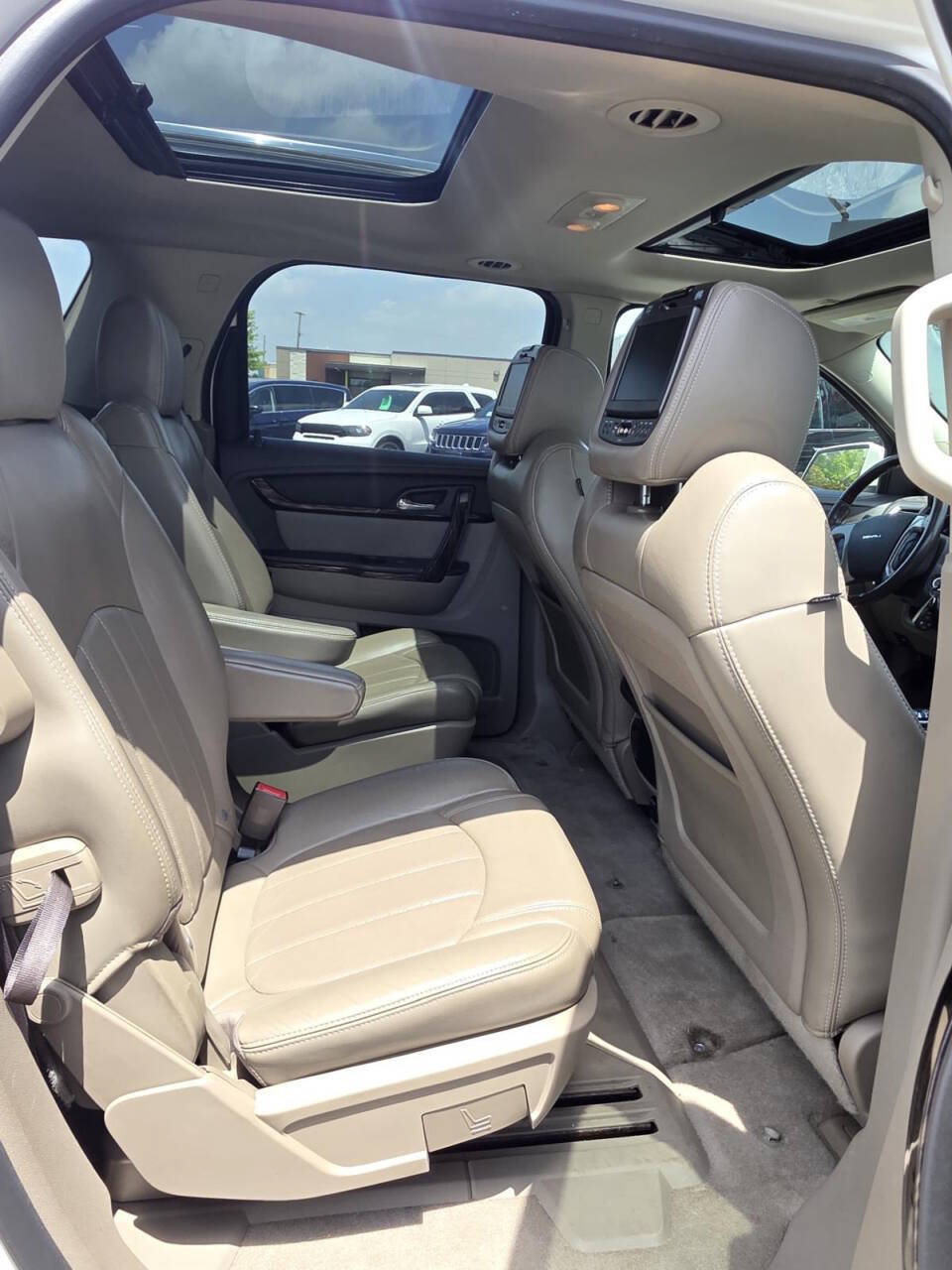 Used 2014 GMC Acadia Denali FWD image 19