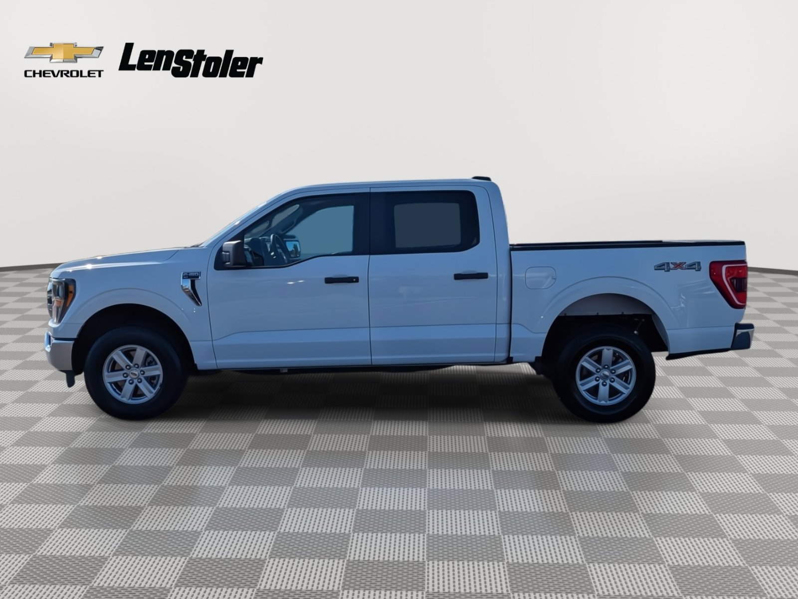 Used 2023 Ford F150 XLT image 2