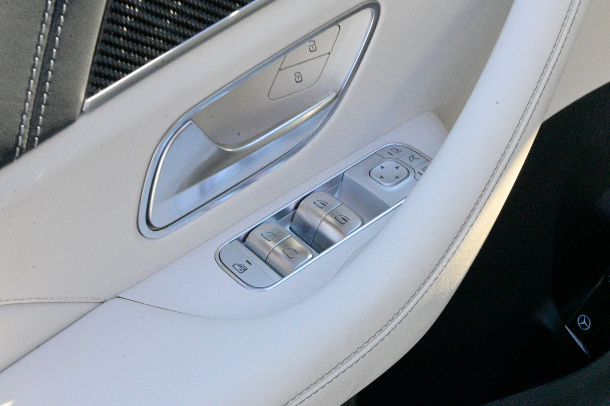 Used 2025 Mercedes-Benz GLS 63 AMG 4MATIC image 17