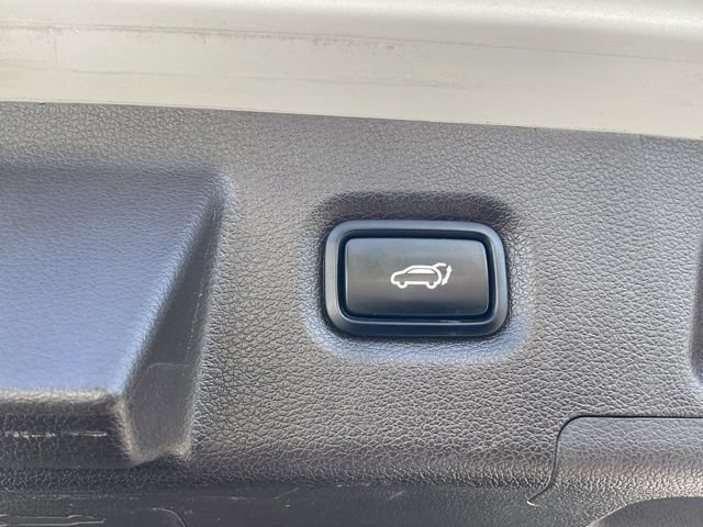 Used 2019 Hyundai Santa Fe Limited FWD image 22