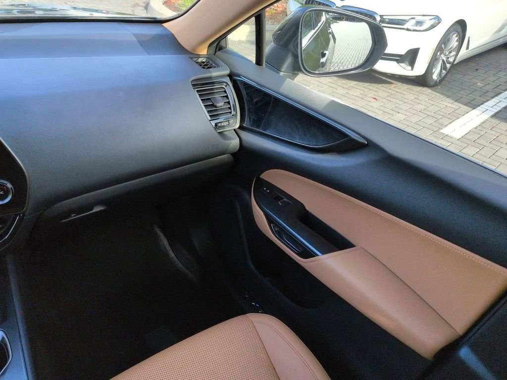Used 2022 Lexus NX 250 FWD w/ Towing Package (2000 Lbs) image 18