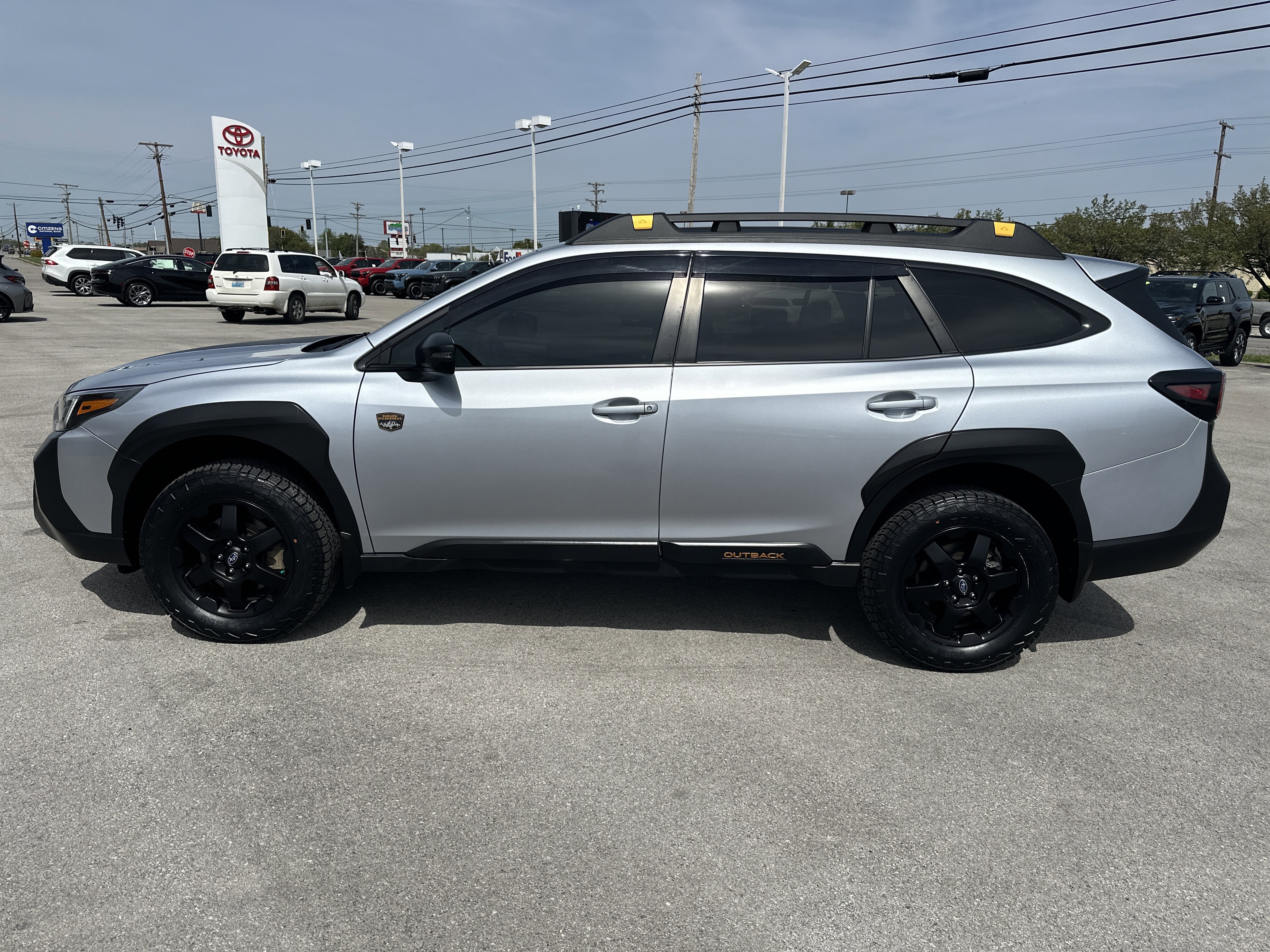 Used 2023 Subaru Outback Wilderness image 8