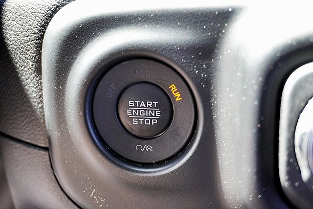 Used 2023 Jeep Wrangler Unlimited Rubicon 4xe AWD/4WD image 43