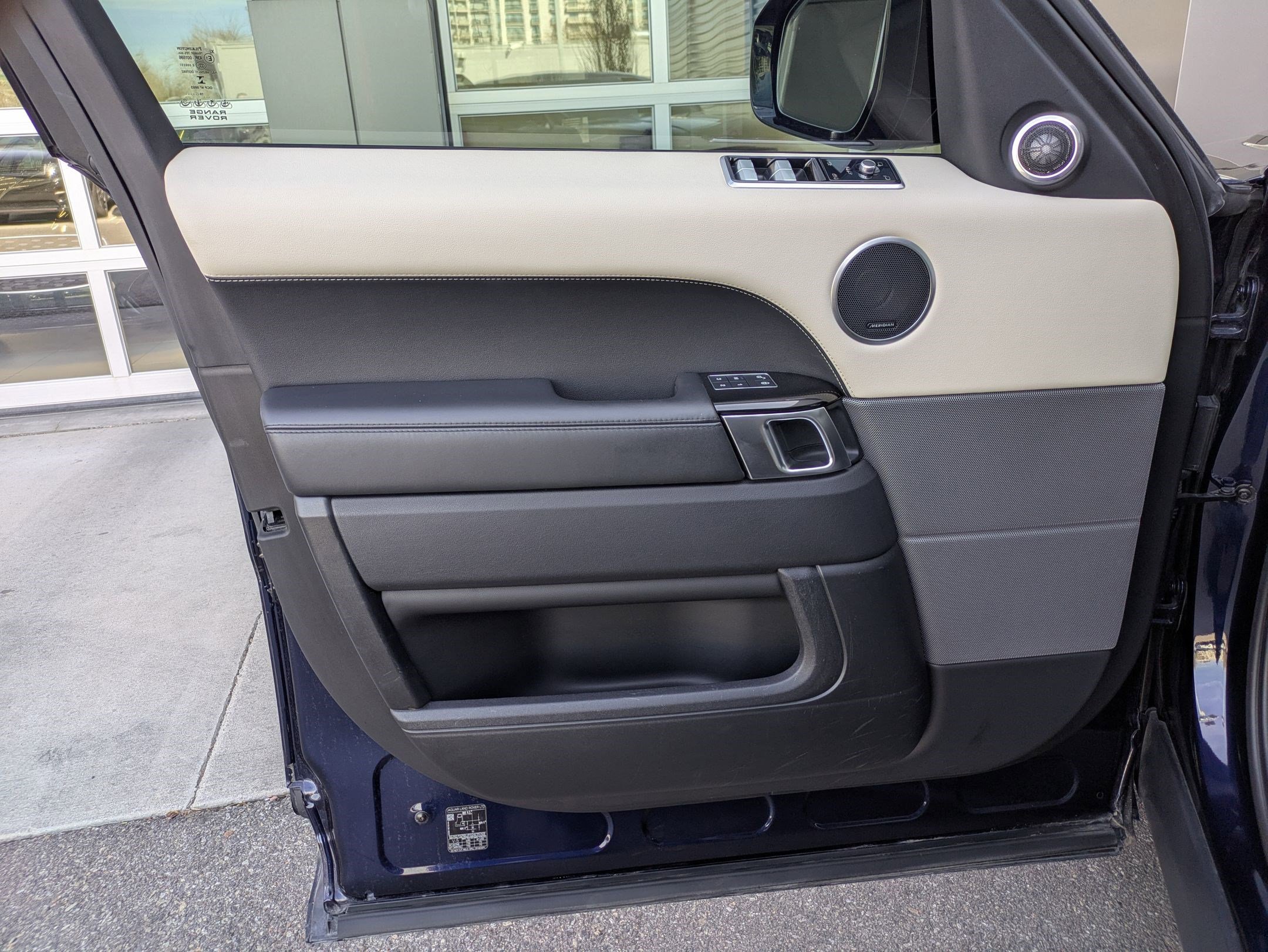 Certified 2020 Land Rover Range Rover Sport HSE image 14