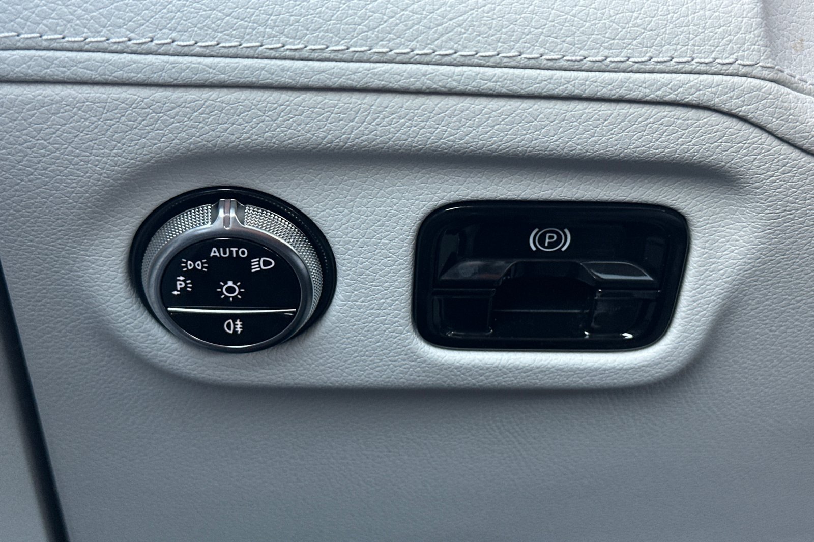 Certified 2023 Mercedes-Benz EQE 350+ 4MATIC Sedan image 36