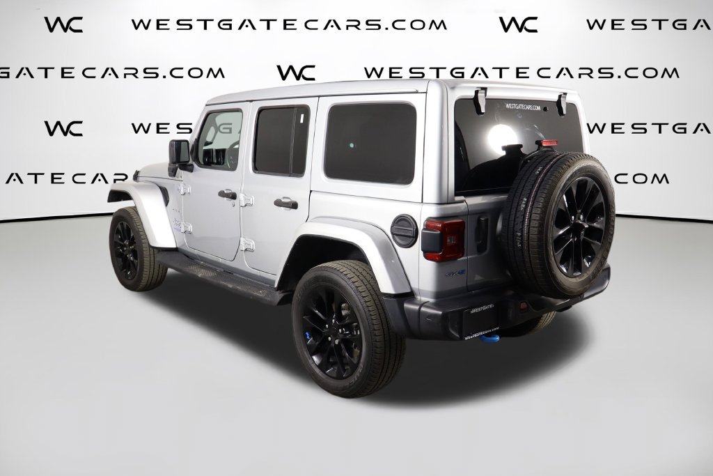 Used 2022 Jeep Wrangler Unlimited Sahara w/ Cold Weather Group AWD/4WD image 46
