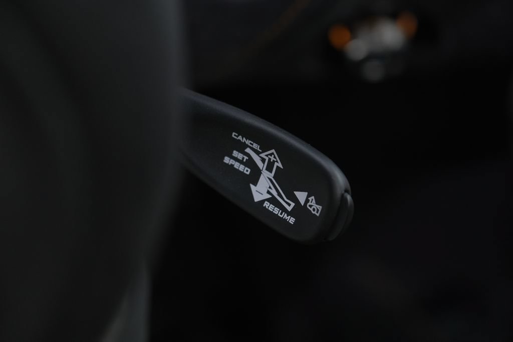 Used 2020 McLaren 720S Spider RWD image 45