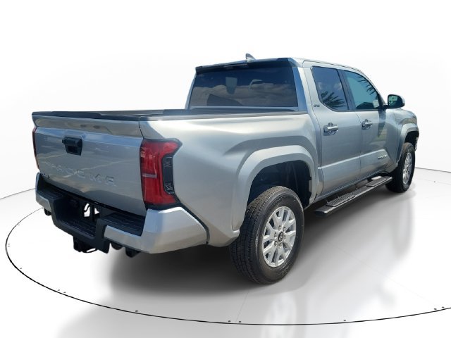 Used 2024 Toyota Tacoma SR5 AWD/4WD image 2