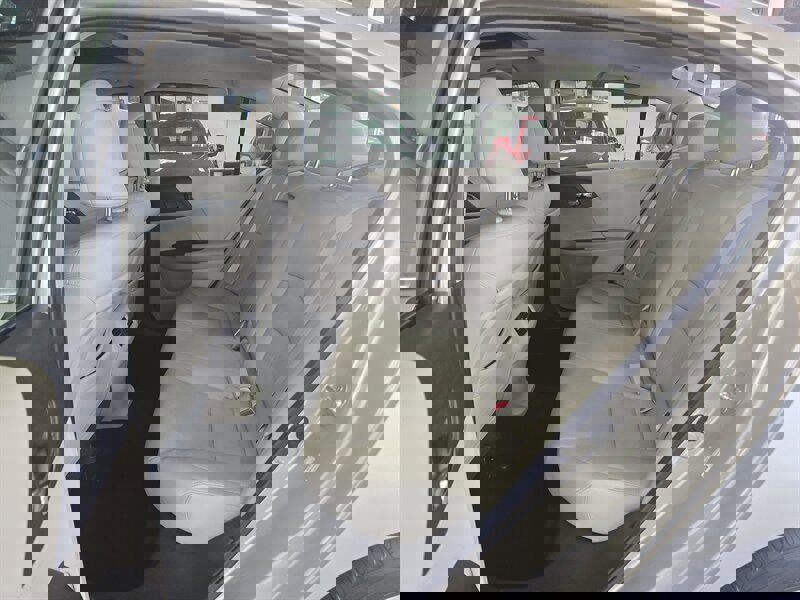 Used 2013 Honda Accord EX-L image 10