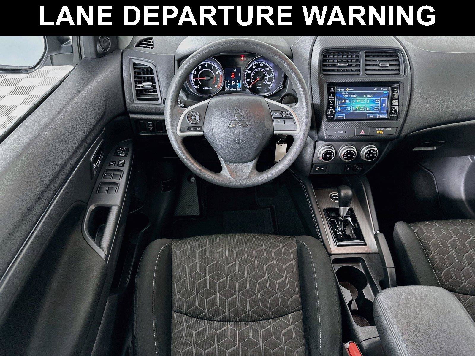 Used 2025 Mitsubishi Outlander Sport ES AWD/4WD image 2