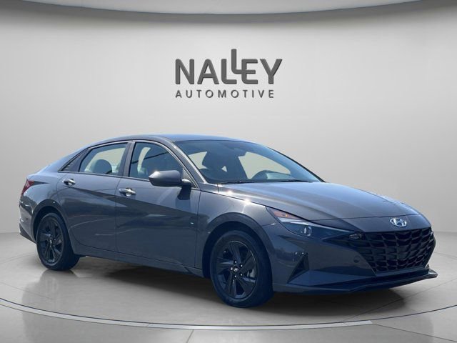 Used 2023 Hyundai Elantra SEL FWD image 5