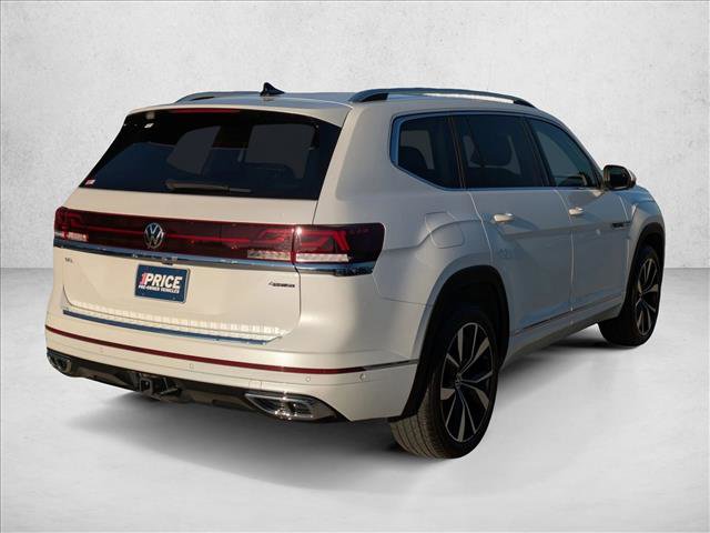Used 2024 Volkswagen Atlas SEL Premium R-Line image 5