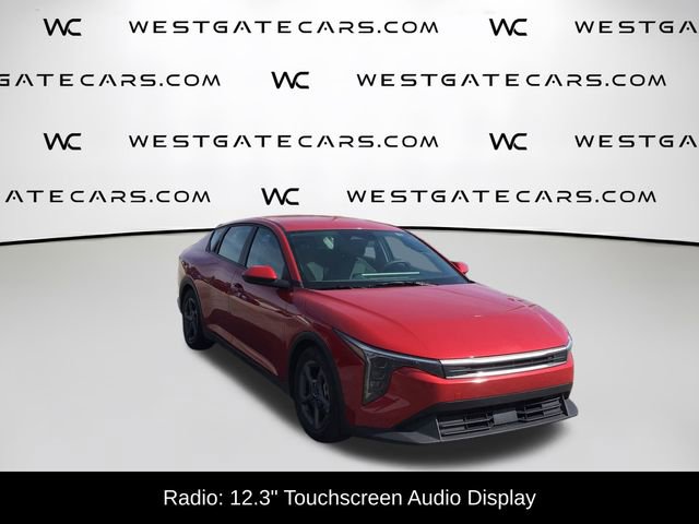 Used 2025 Kia K4 FWD image 2