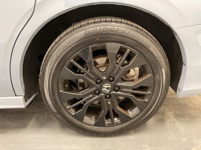 Used 2025 Honda Odyssey Sport-L image 35