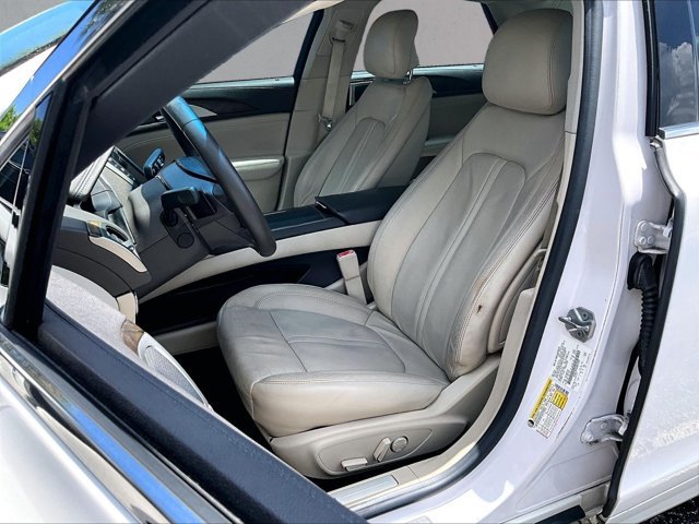 Used 2017 Lincoln MKZ Reserve w/ Climate Package FWD image 27