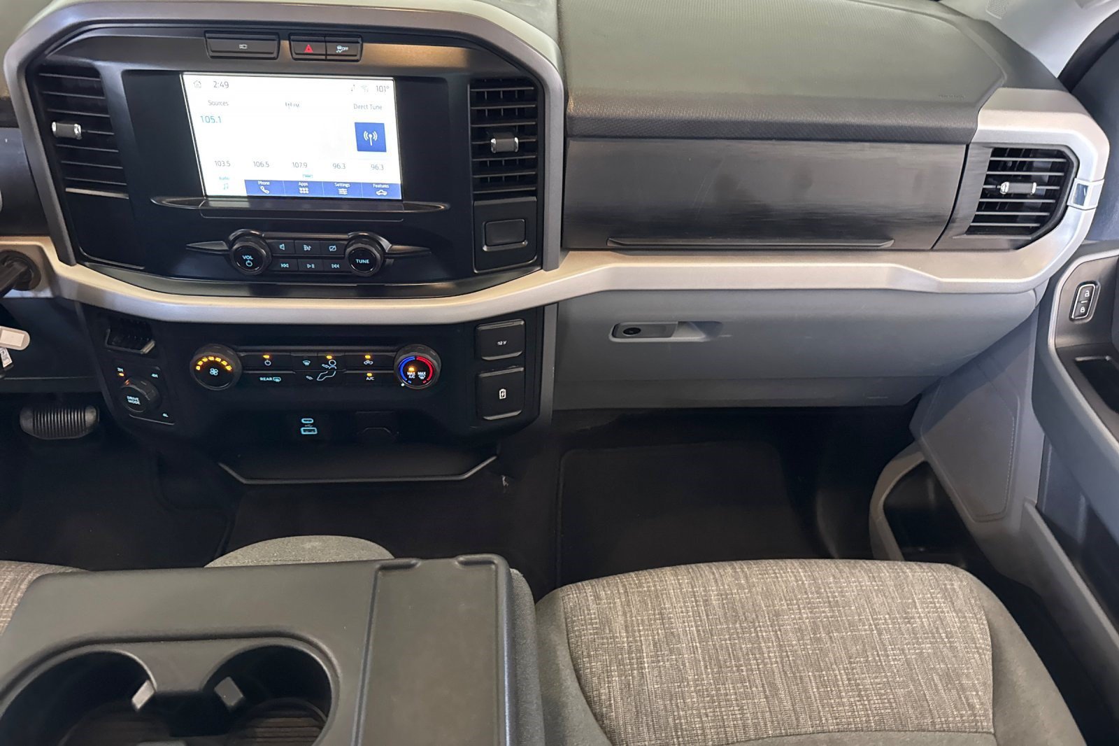 Used 2023 Ford F150 XLT AWD/4WD image 30