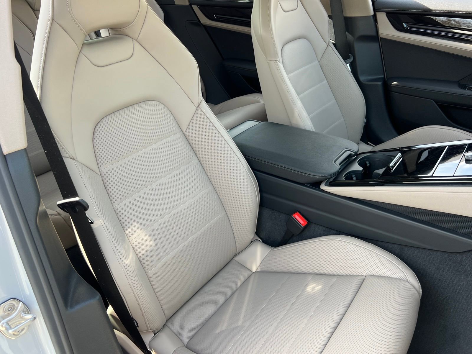 New 2026 Porsche Panamera 4 image 17