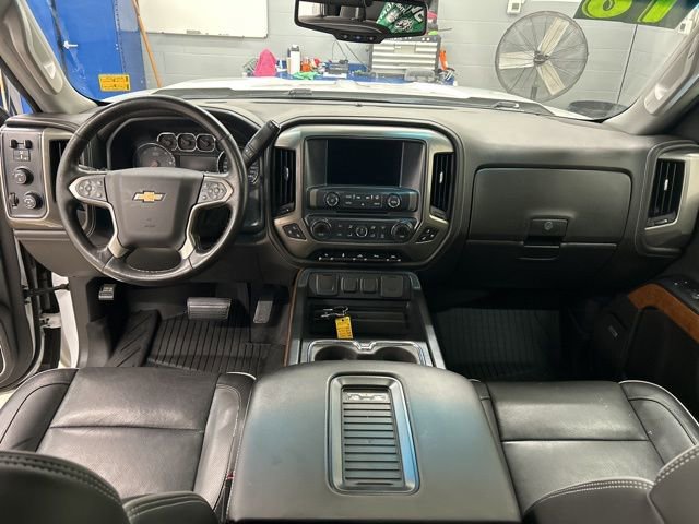 Used 2018 Chevrolet Silverado 1500 High Country image 12