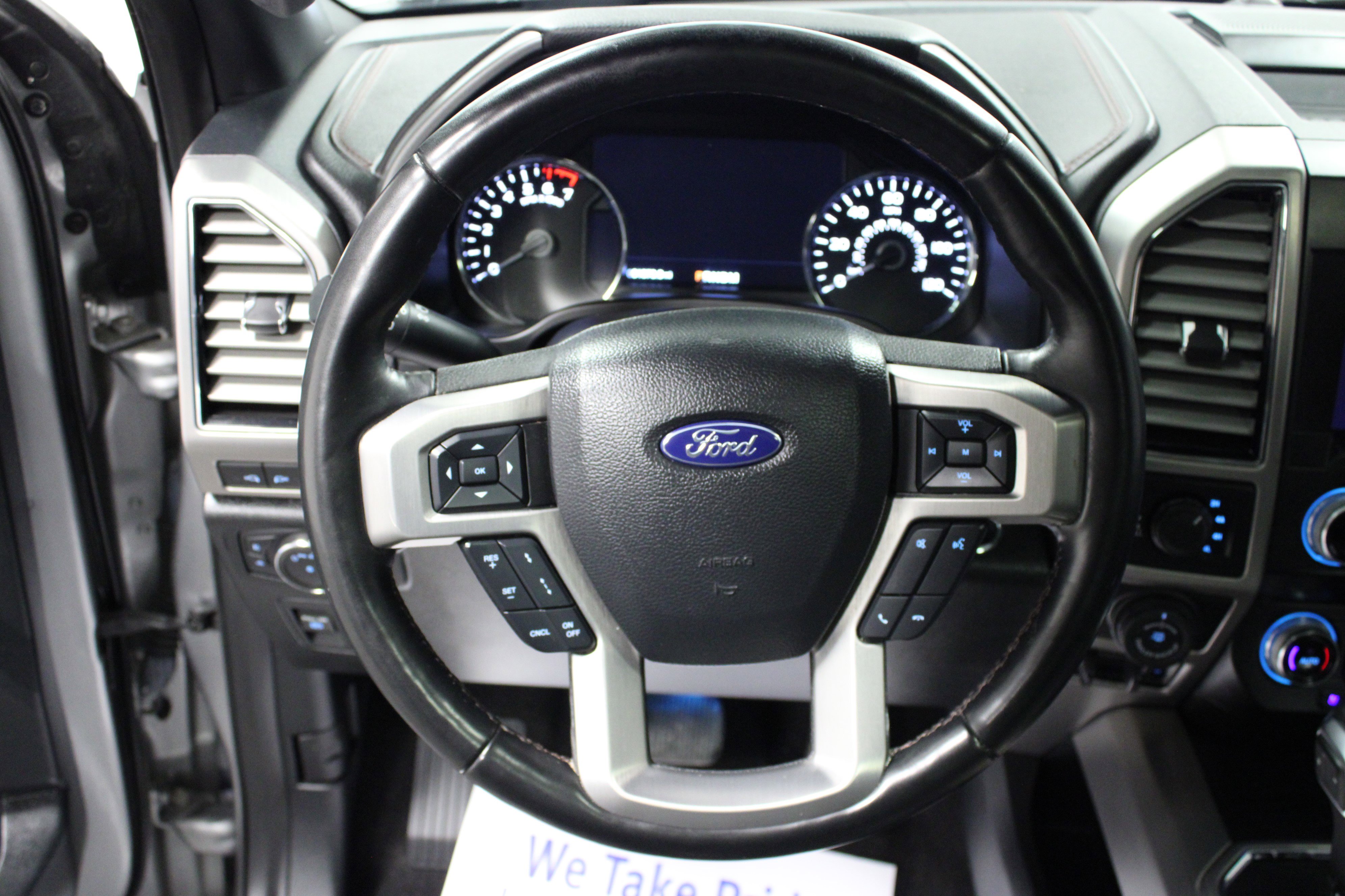 Used 2020 Ford F150 Platinum w/ Technology Package AWD/4WD image 17