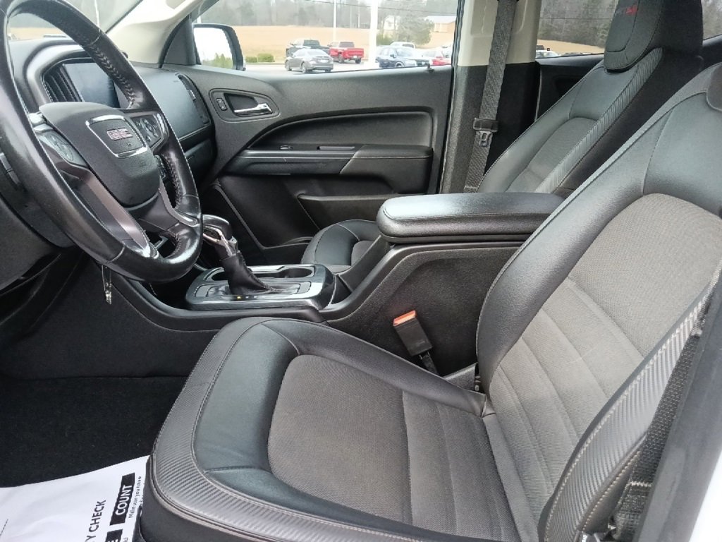 Used 2022 GMC Canyon AT4 w/ Trailering Package image 15