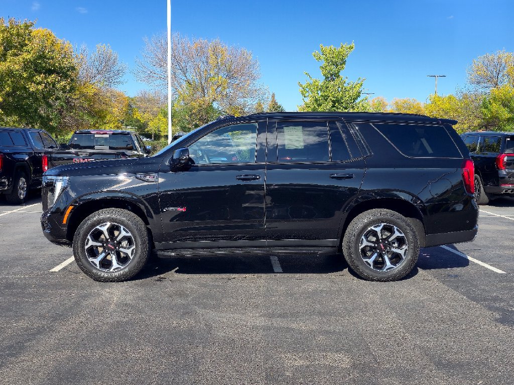 Certified 2025 GMC Yukon AT4 AWD/4WD image 11