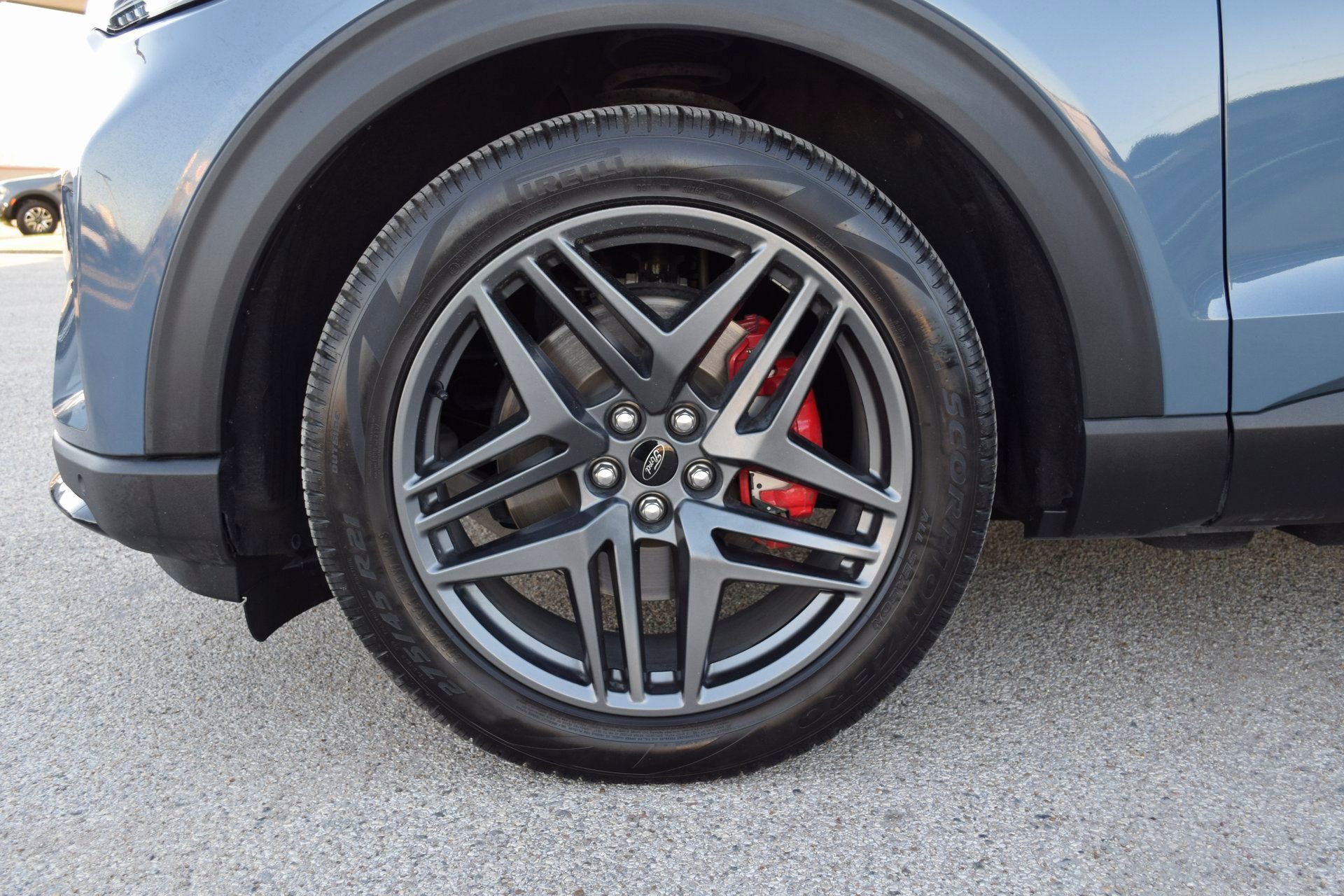 Certified 2025 Ford Explorer ST image 27