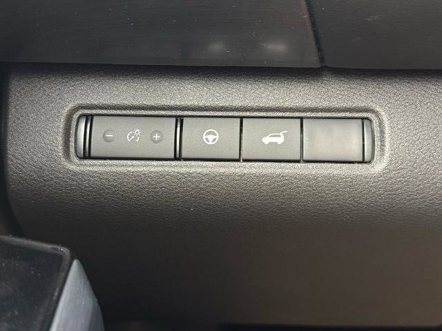 New 2026 Nissan Pathfinder SL image 24