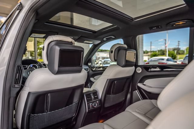 Used 2018 Mercedes-Benz GLS 550 4MATIC image 45