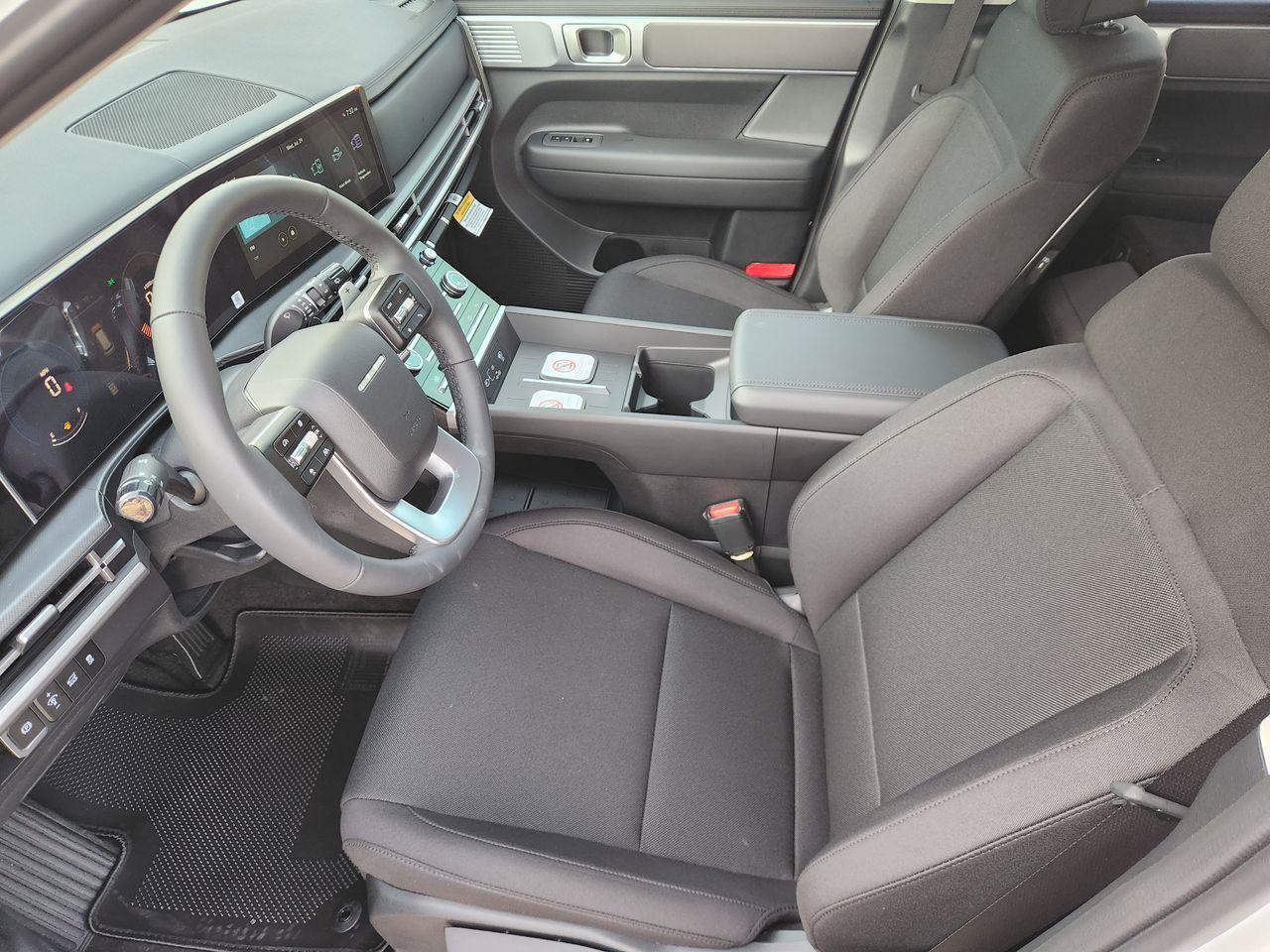 New 2027 Hyundai Santa Fe SE FWD image 10