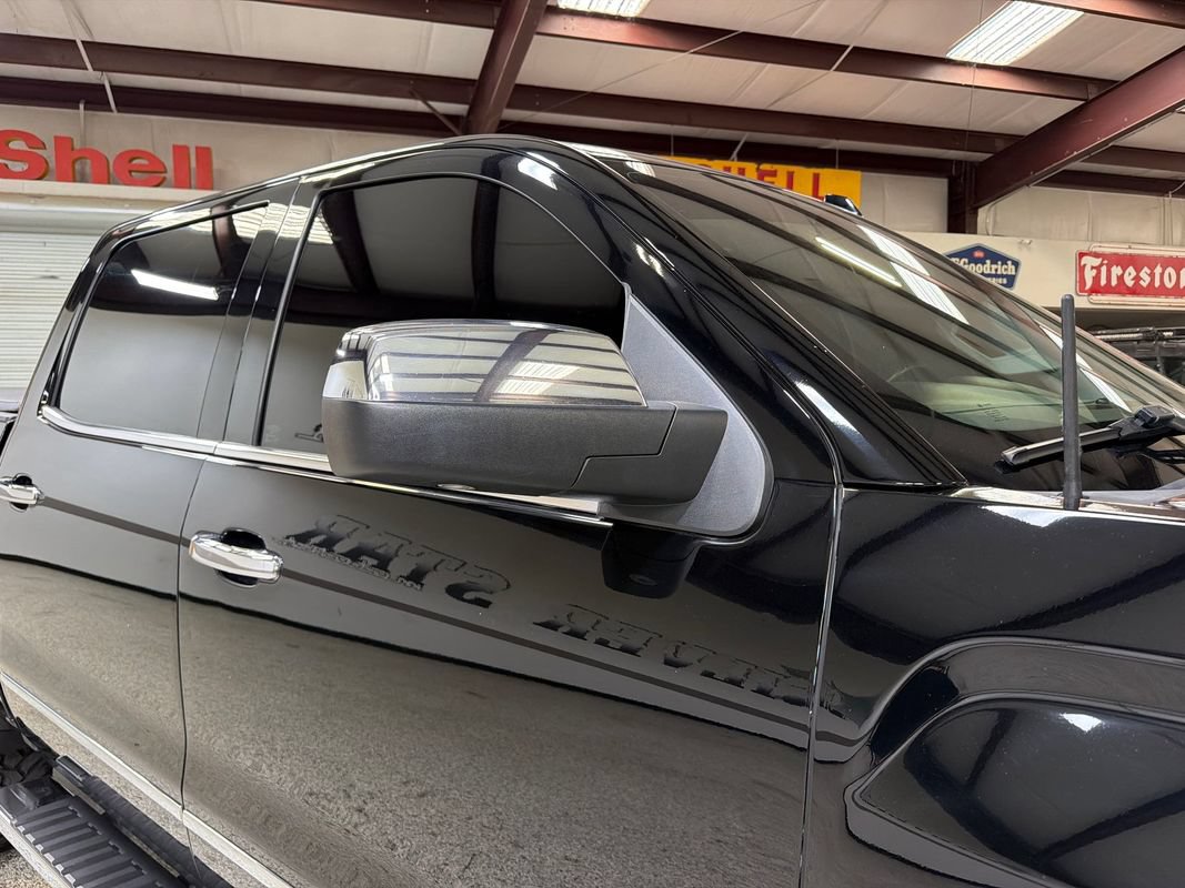 Used 2016 GMC Sierra 1500 Denali w/ Enhanced Driver Alert Package AWD/4WD image 46