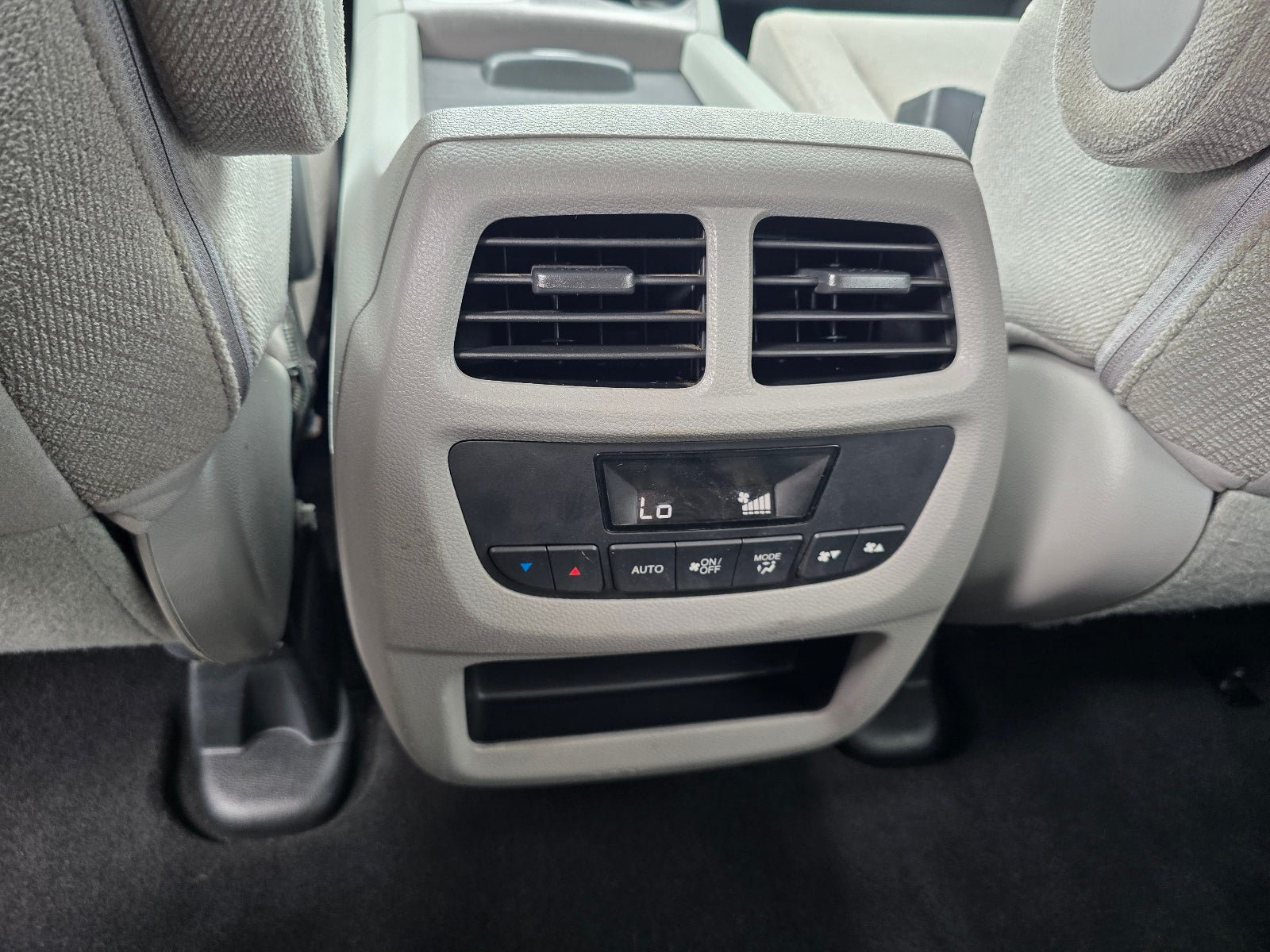 Used 2016 Honda Pilot EX image 24