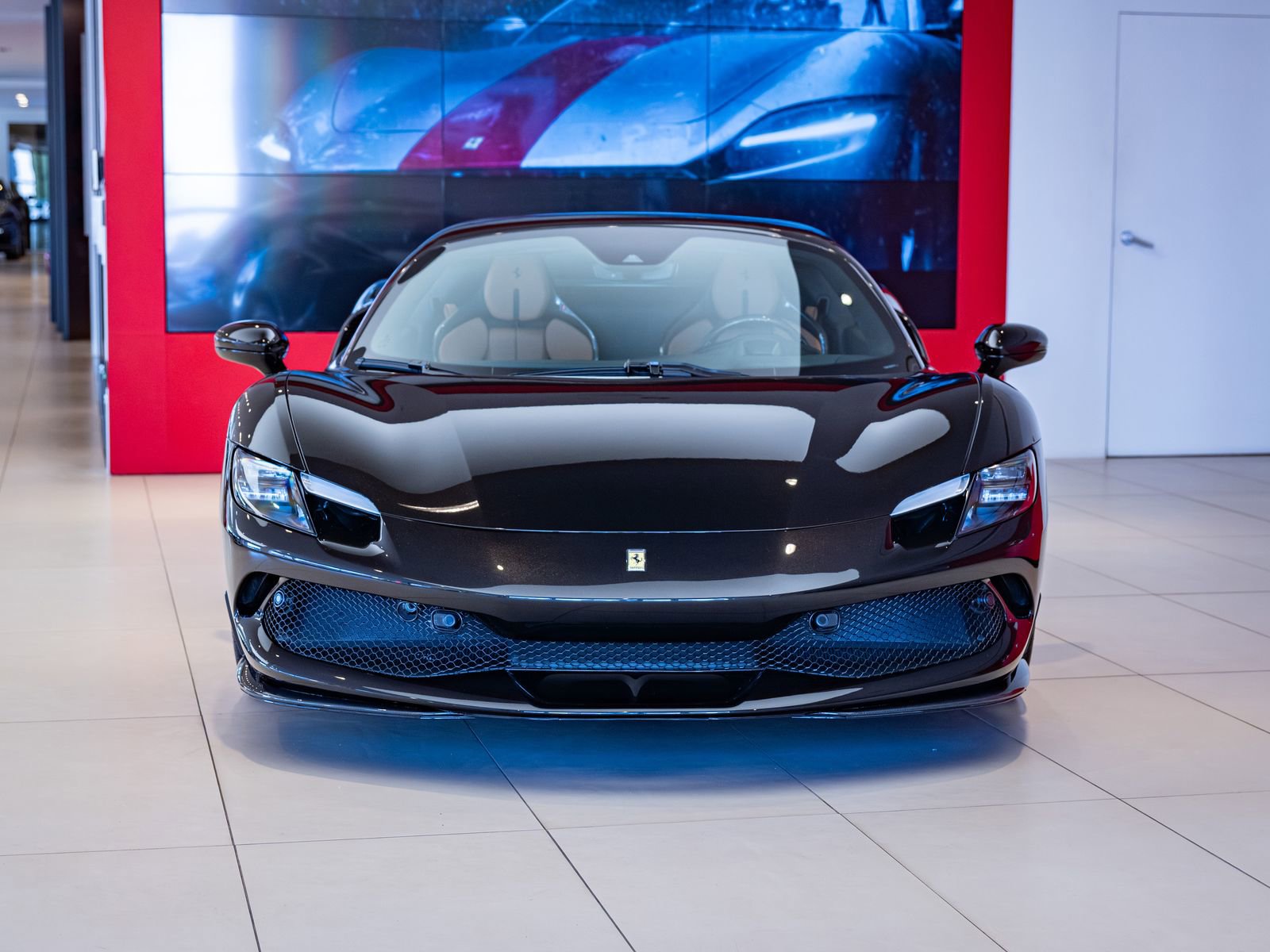 Used 2025 Ferrari 296 GTS image 28