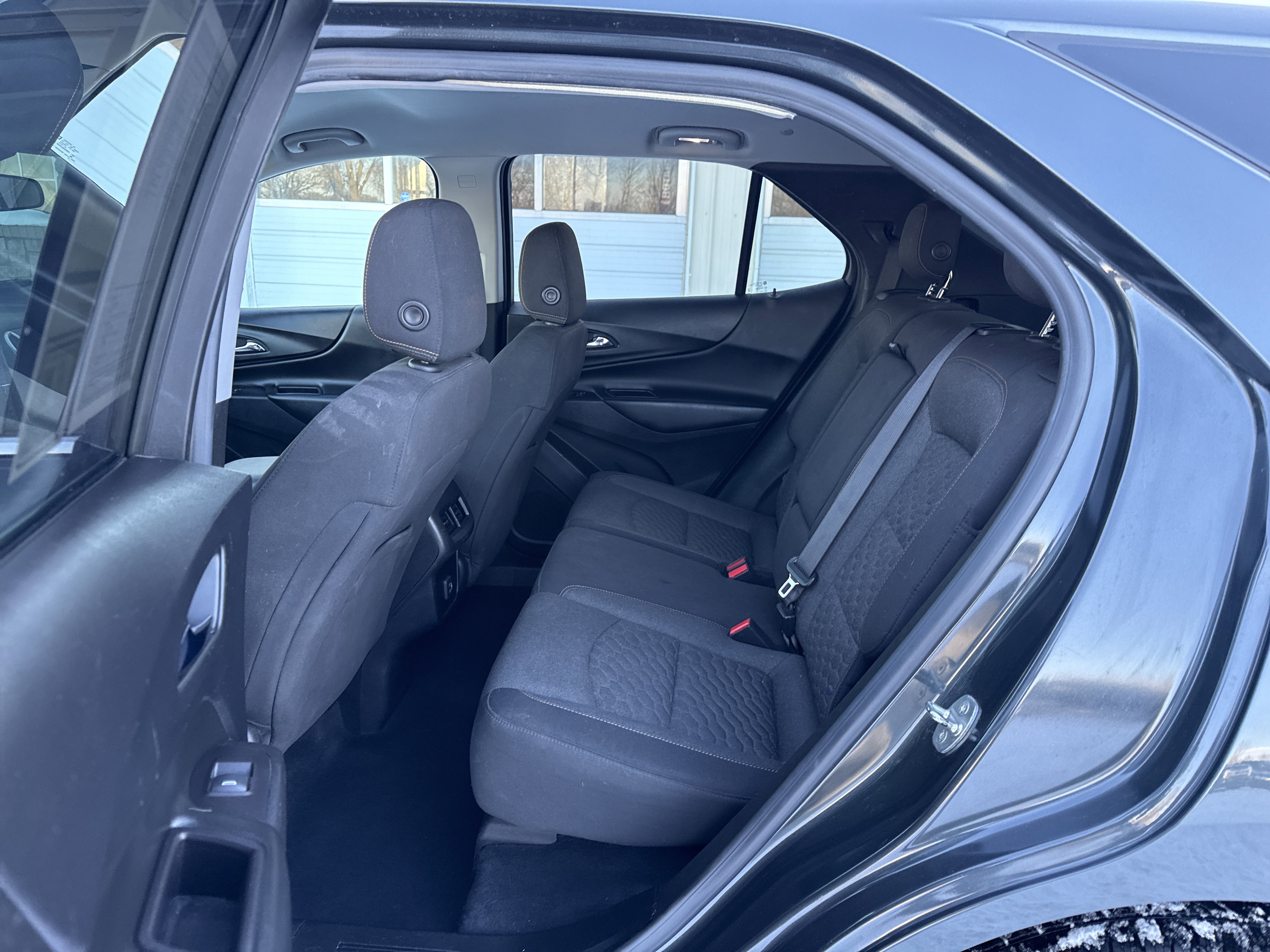 Used 2020 Chevrolet Equinox LT image 26