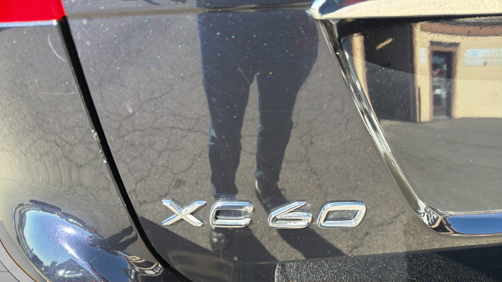 Used 2016 Volvo XC60 T6 AWD/4WD image 36