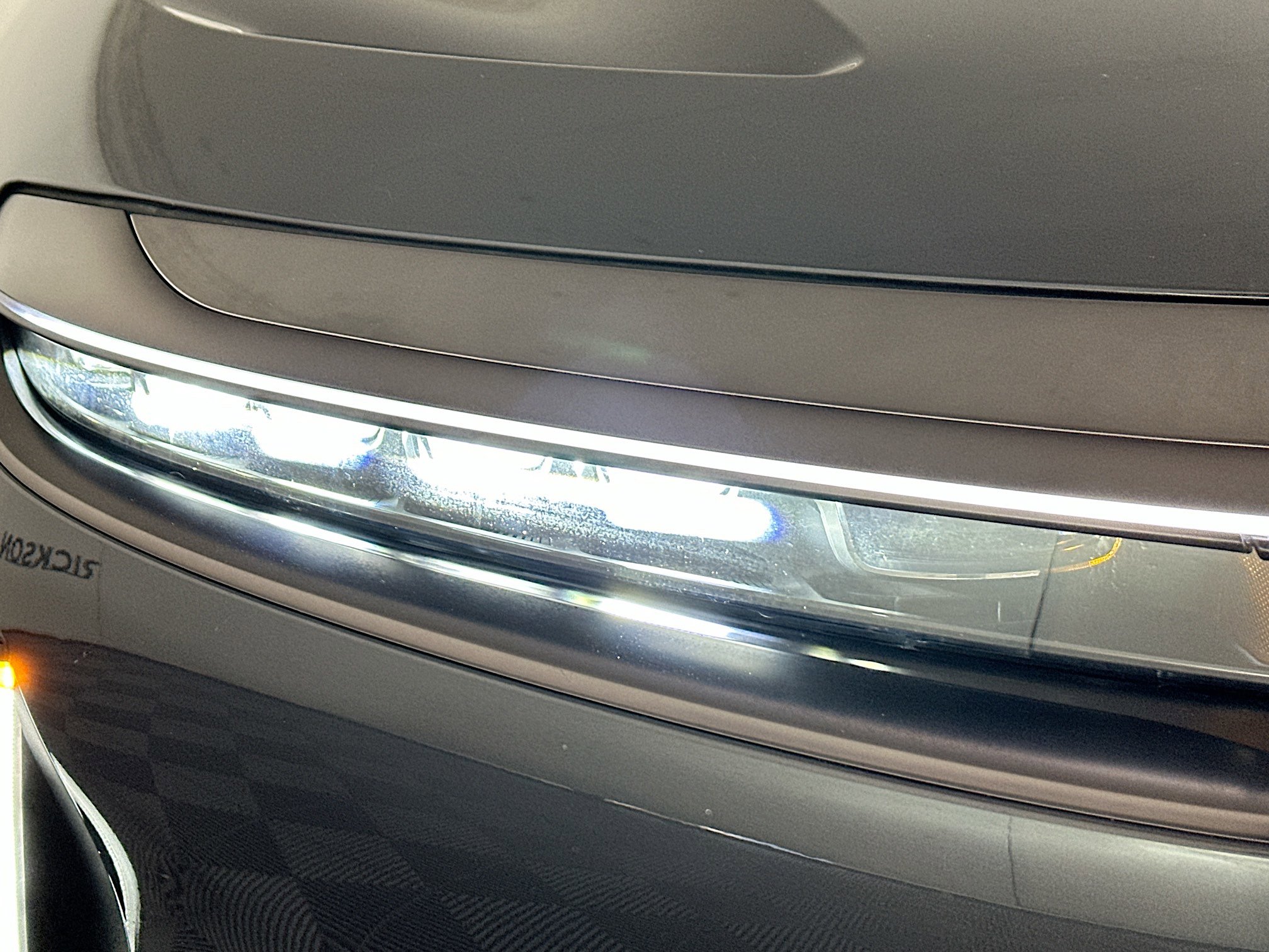 Used 2024 Lucid Air Touring image 9