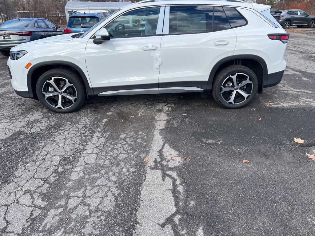 New 2026 Volkswagen Tiguan SE AWD/4WD image 14