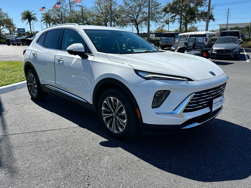 Used 2025 Buick Envision Preferred image 4