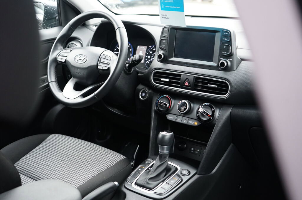 Used 2020 Hyundai Kona SEL image 25