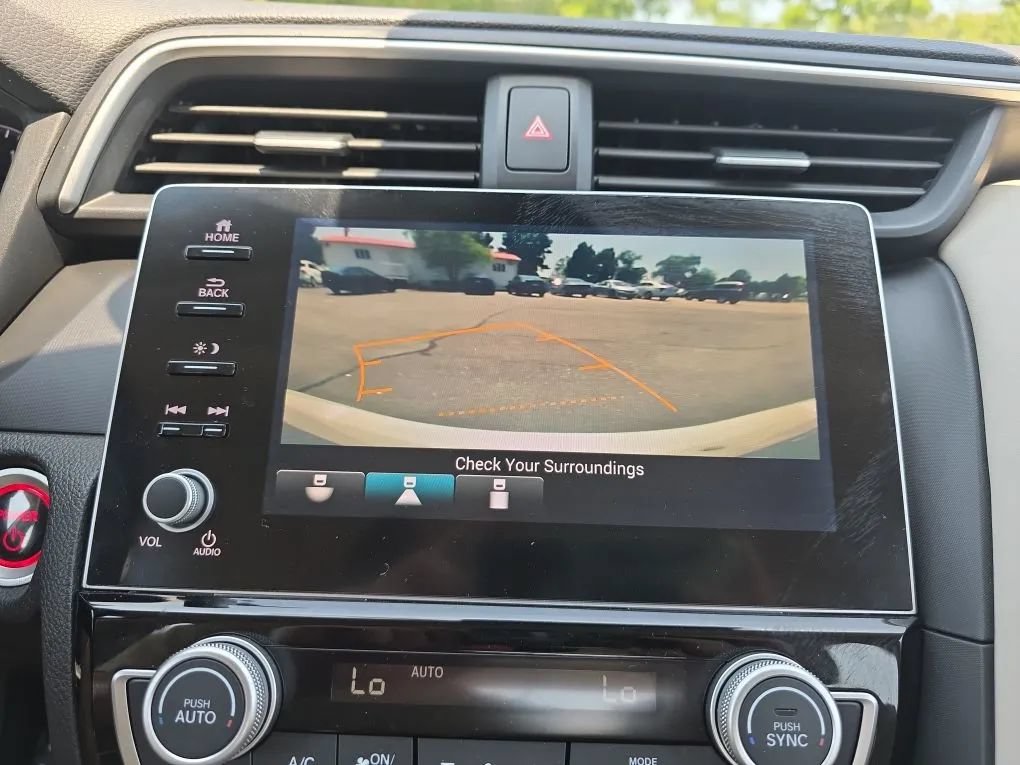 Used 2019 Honda Insight Touring image 33