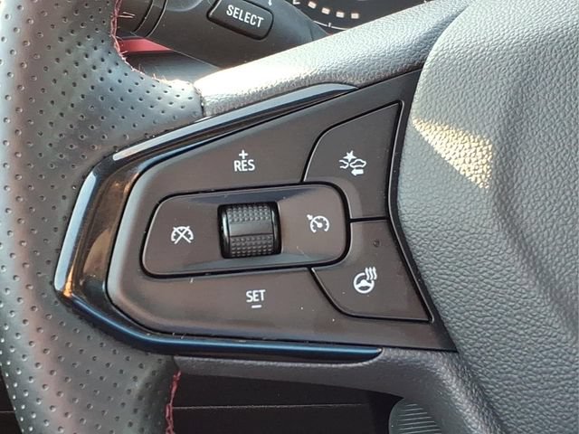 Used 2025 Chevrolet Trax RS w/ Driver Confidence Package FWD image 26
