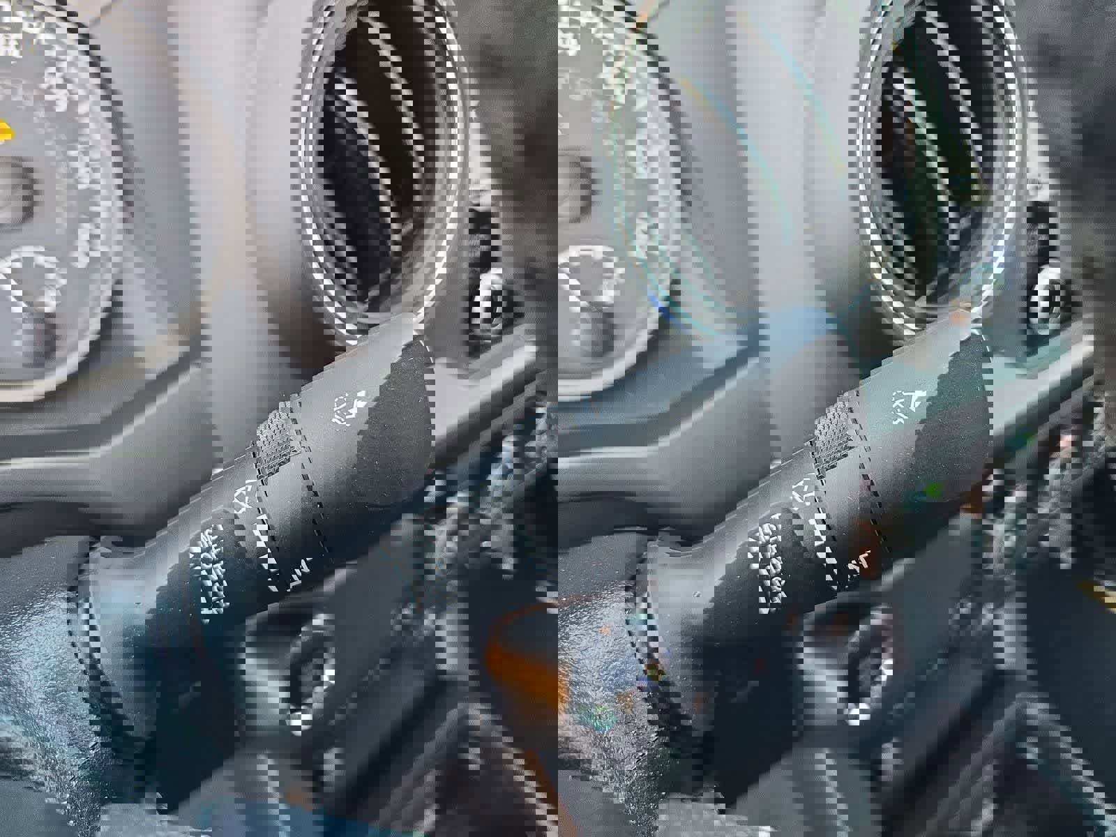 Used 2020 Toyota Tacoma TRD Sport w/ Technology Package RWD image 24