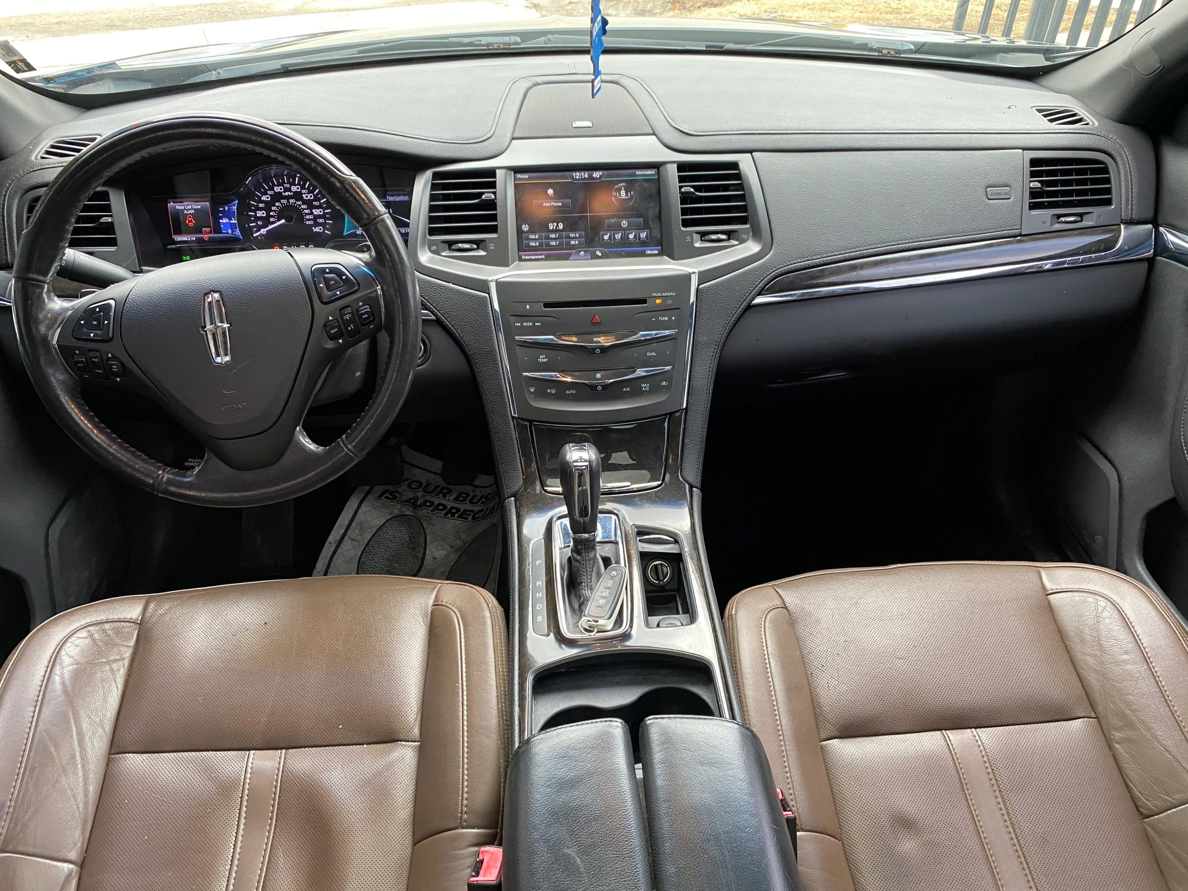 Used 2015 Lincoln MKS AWD w/ Equipment Group 101A image 4