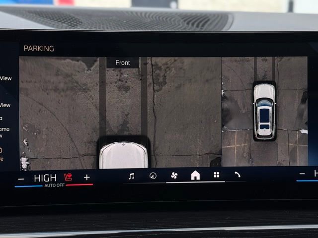 Used 2026 BMW X7 xDrive40i w/ M Sport Package image 47