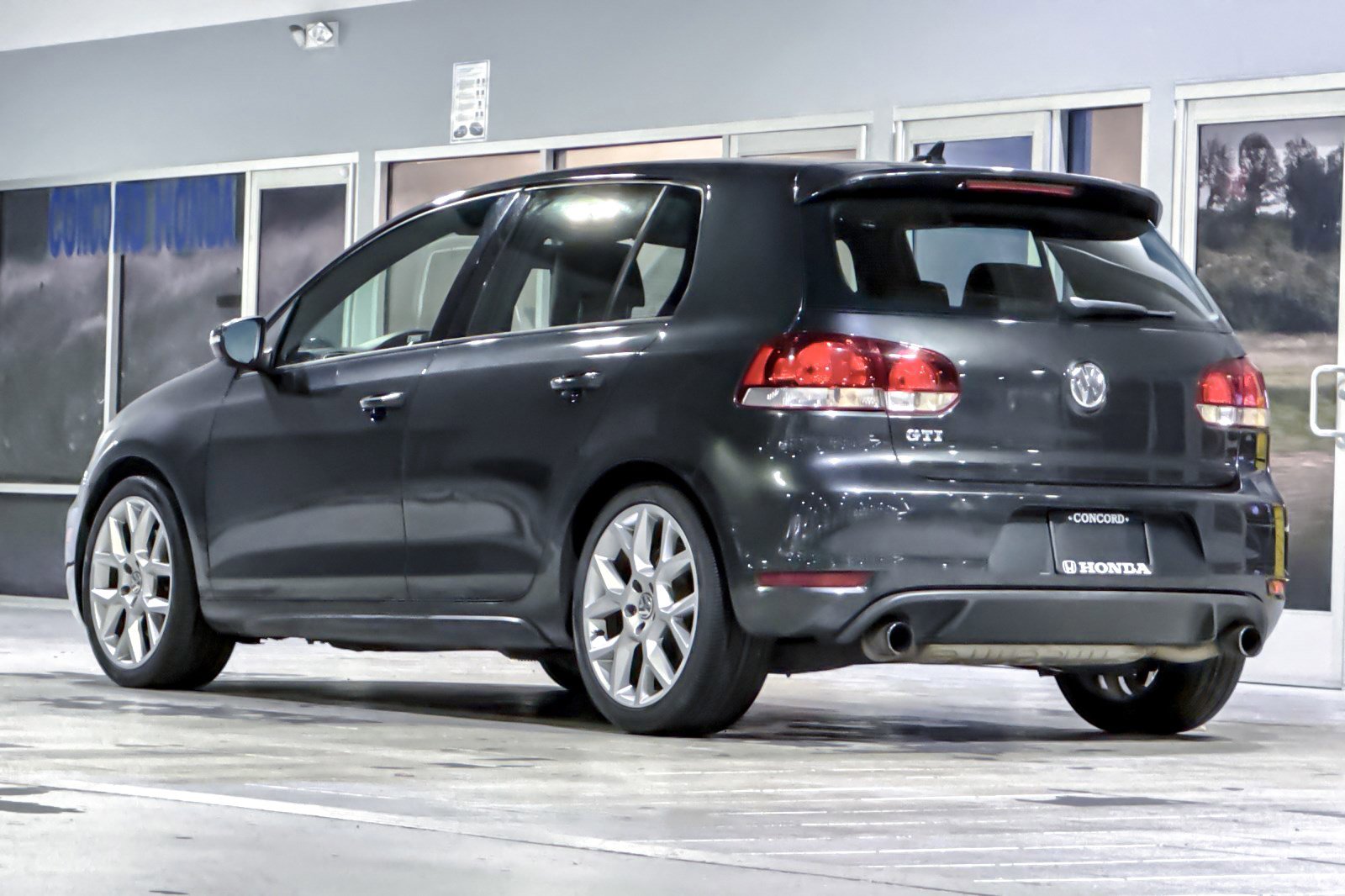 Used 2013 Volkswagen GTI Driver's Edition image 3